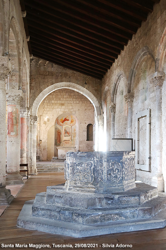 Pietre, affreschi e acque - Santa Maria Maggiore a Tuscania