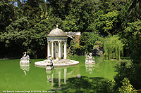 Villa Durazzo Pallavicini - Il lago grande