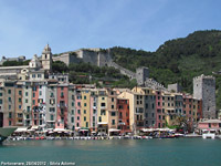 Il capoluogo - Il paese e il castello