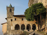 Santa Caterina del Sasso - La chiesa