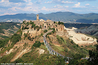 Pietre, affreschi e acque - Civita di Bagnoregio