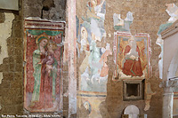 Pietre, affreschi e acque - San Pietro a Tuscania