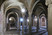 Pietre, affreschi e acque - San Pietro a Tuscania