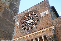 Pietre, affreschi e acque - Santa Maria Maggiore a Tuscania