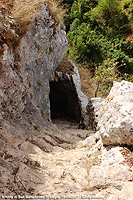 Eremo di San Bartolomeo in Legio - L'accesso