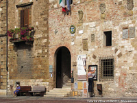 Tranquillita' quotidiana - In piazza