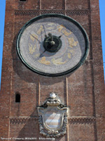 Dettagli di marmo e mattoni - Torrazzo