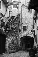 Pietre in bianco e nero - Dolceacqua