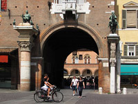 Per le vie - Biciclette