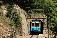 Guardando verso il mare - Galleria in pietra