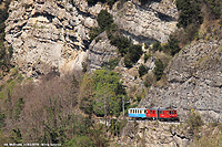 E' primavera! - Sotto le rocce