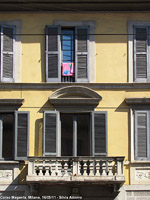 Finestre e balconi - Macchia di colore