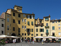 Per le vie - Piazza dell'Anfiteatro