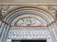 Il duomo - Dettaglio del portale