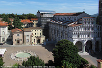 Per le vie - Piazza Antelminelli e il Duomo