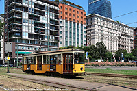 Estate e tram - Piazza della Repubblica