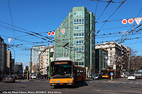 Tram, filobus e architettura - Piazza Caiazzo