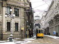 Bianco e giallo - Piazza Cordusio