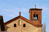 Abbazia di Mirasole - Dettagli della facciata