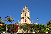 Facciate e scalinate - Duomo di San Giorgio