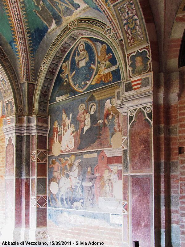 Abbazia di Vezzolano - Gli affreschi del chiostro