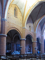 Ritmi del borgo - L'interno