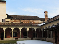 Ritmi del borgo - Il chiostro