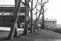 Scorci in bianco e nero - Verso la chiesa