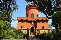 Villa Durazzo Pallavicini - Il castello
