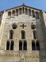 Tra romanico e gotico - San Michele