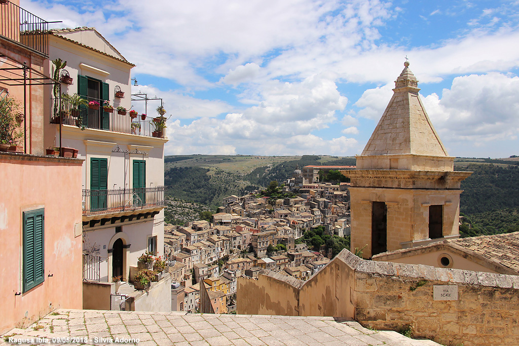 Fascino barocco - Campanile di Santa Maria delle Scale