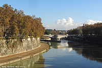 Tra cupole e fontane - Tevere