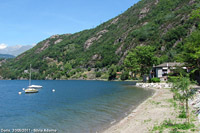 Ritagli d'azzurro - Una caletta sul lago di Como