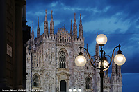 Intorno al Duomo - Duomo e lampione