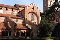Il complesso - Chiesa e chiostro