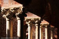 Il chiostro - Capitelli