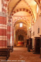 La chiesa - Navata laterale