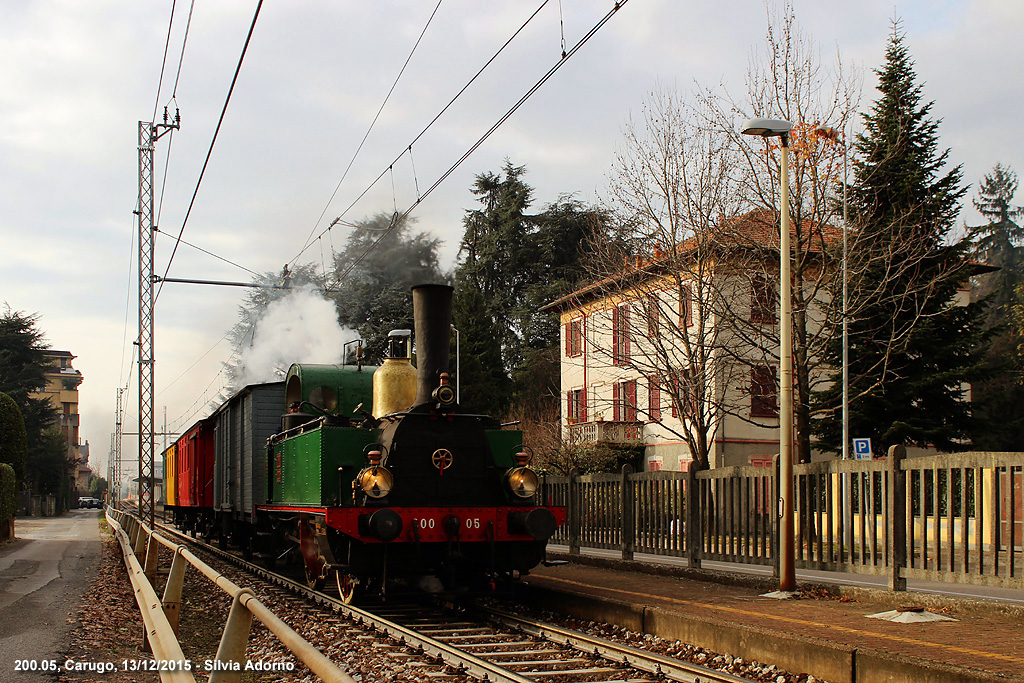 La 200 - Locomotiva e villa