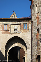 Di pietra e di luce - Porta