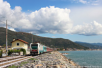 Ferrovia in riva al mare - Albenga