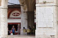 Per le strade - Palazzo dei Trecento