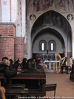 Abbazia di Viboldone - Bimba impaziente