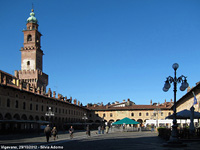 Vita per le strade - Piazza ducale