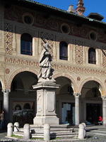 Vita per le strade - Piazza ducale
