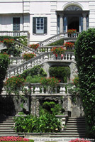 Giardini sul lago - Scalinata d'ingresso