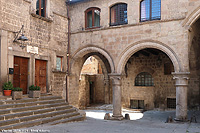 Passeggiando nel medioevo - Piazza San Pellegrino